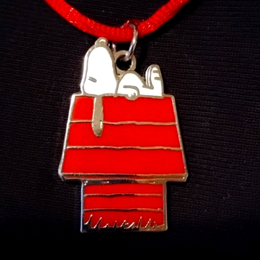Snoopy Enamel Pendant /Purse Decor